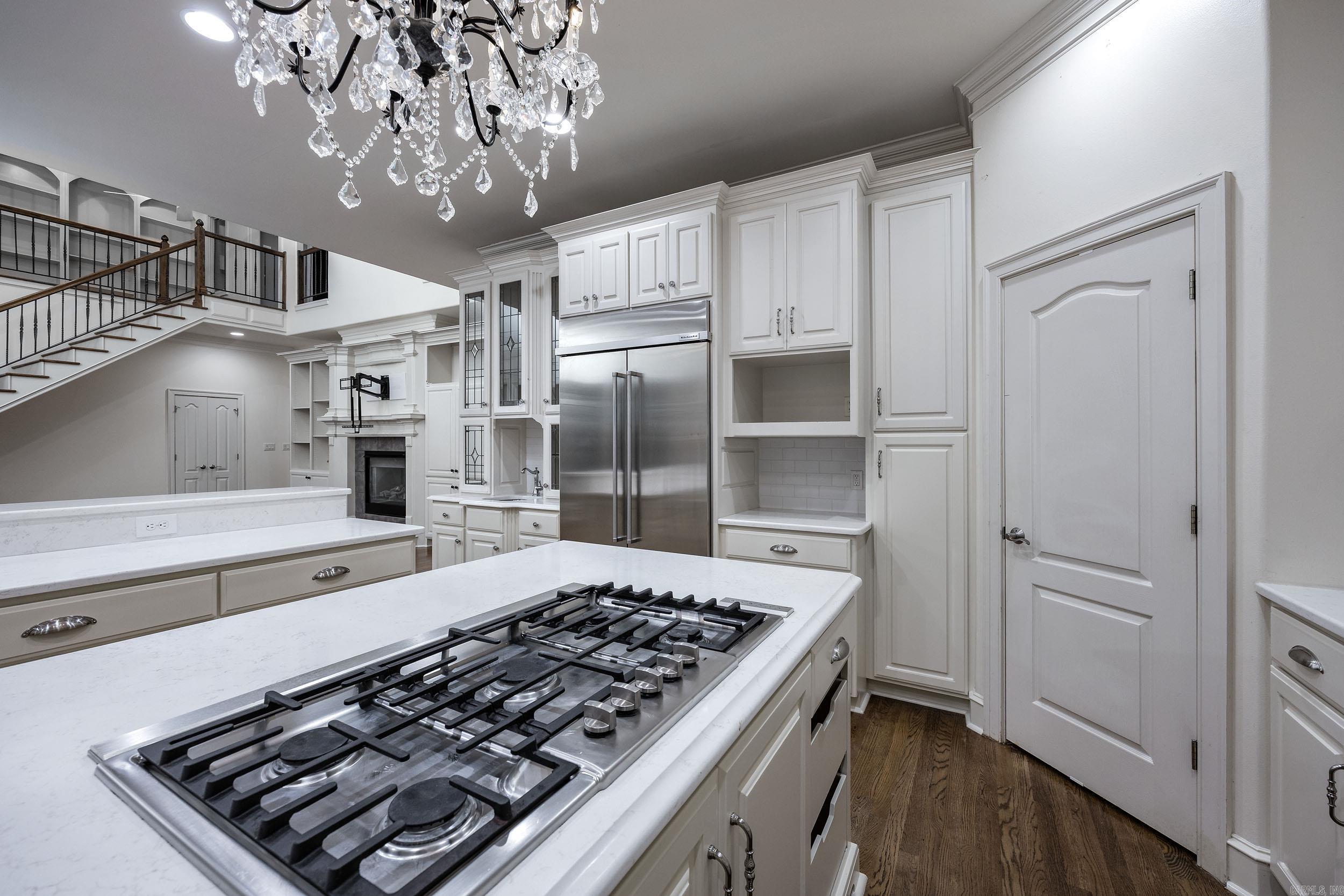 CHENAL VALLEY AVIGNON COURT - Residential