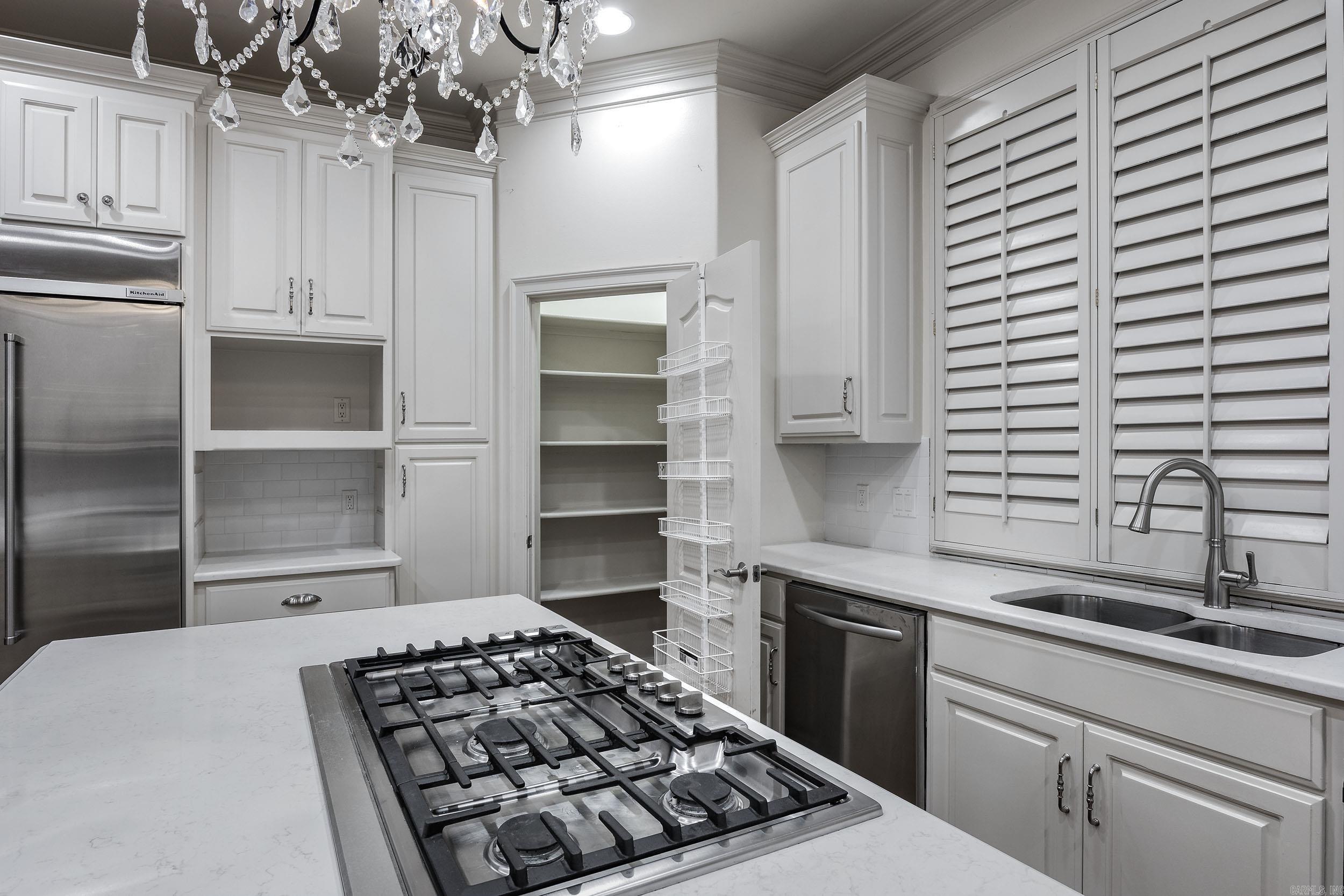 CHENAL VALLEY AVIGNON COURT - Residential