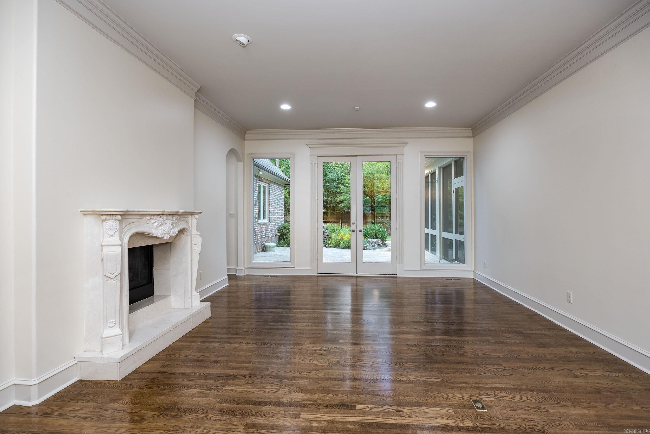 CHENAL VALLEY AVIGNON COURT - Residential