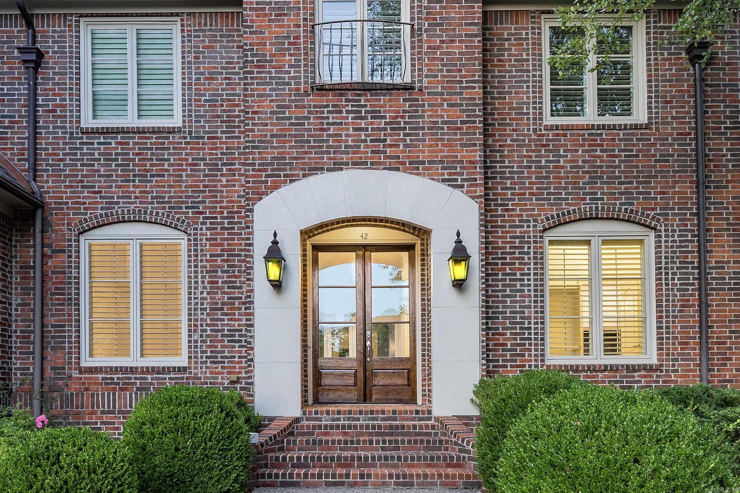 CHENAL VALLEY AVIGNON COURT - Residential