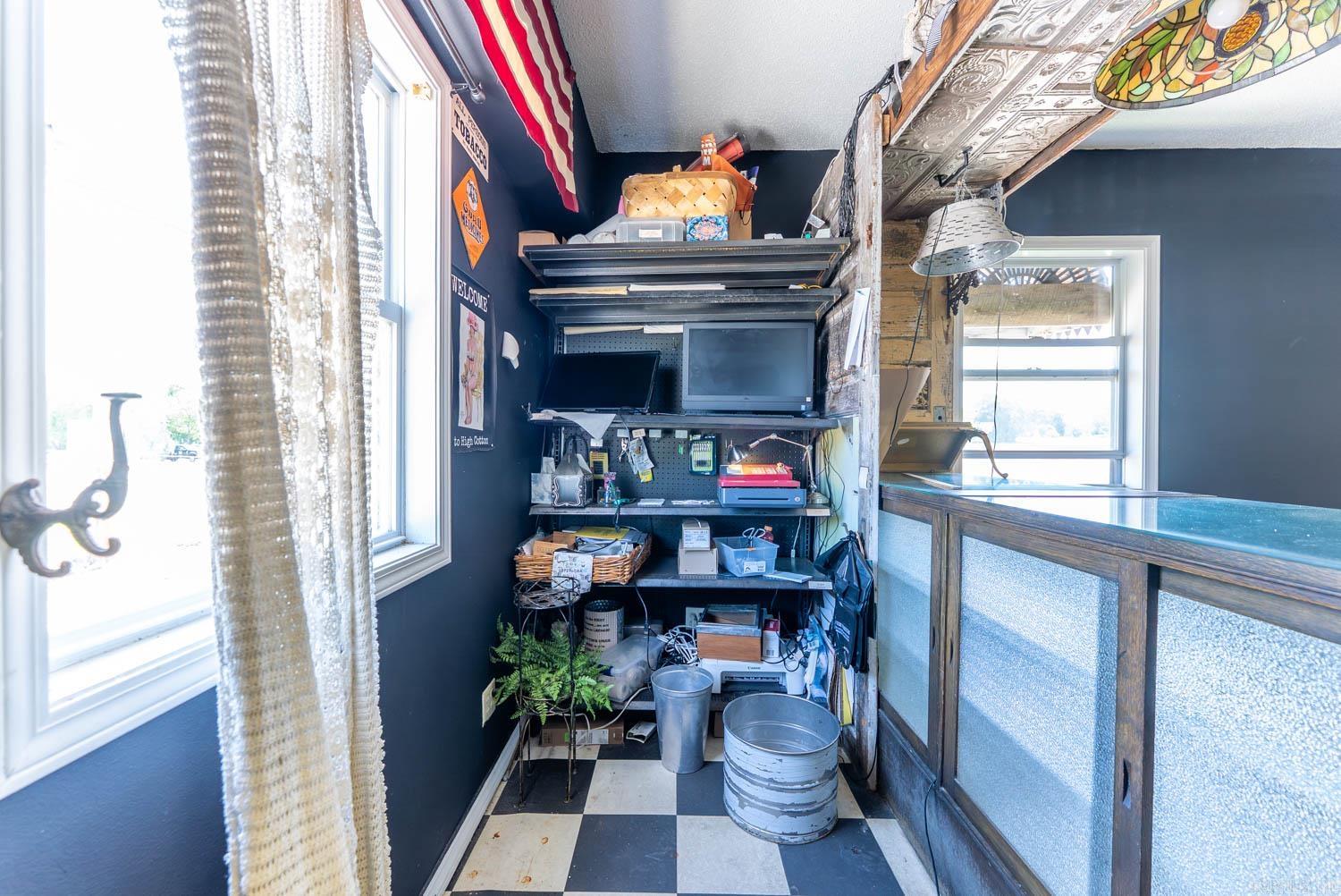 Mammoth Spring - Commercial Sale