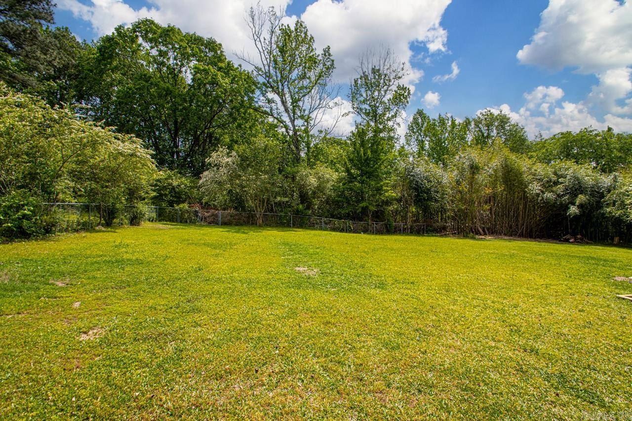 OAK MEADOWS - Residential