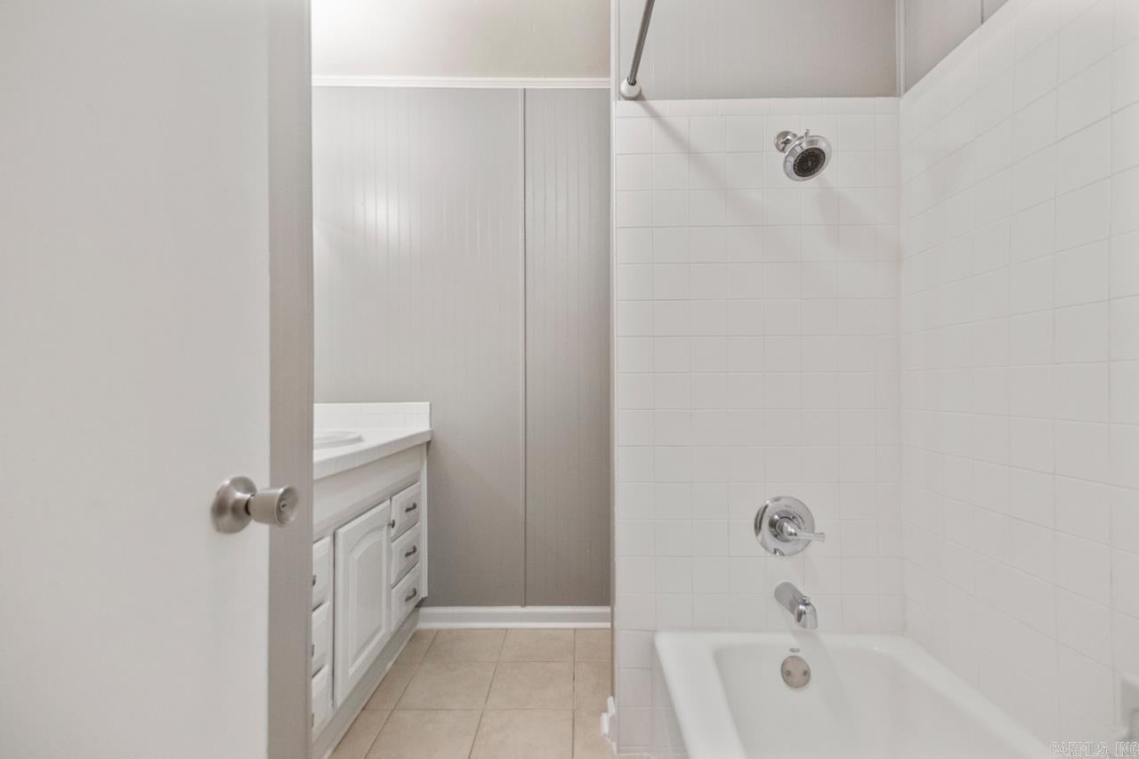 OAK MEADOWS - Residential