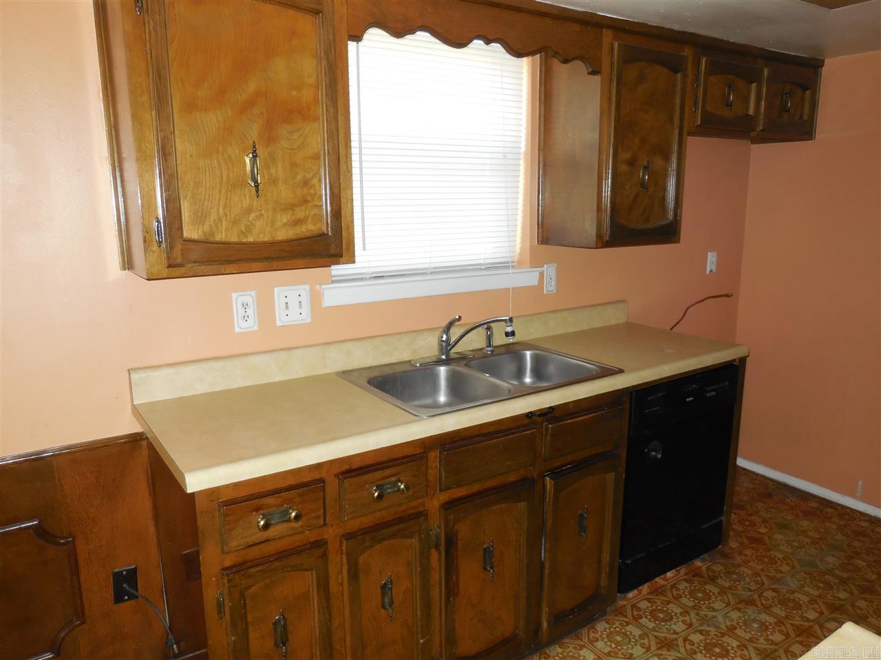 PARKWAY PLACE - Residential Lease