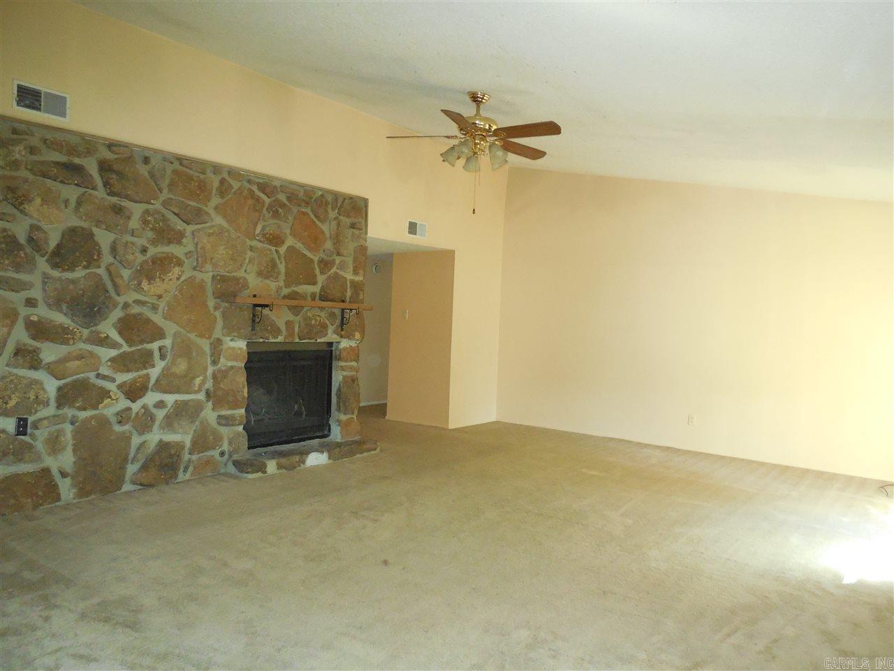 PARKWAY PLACE - Residential Lease