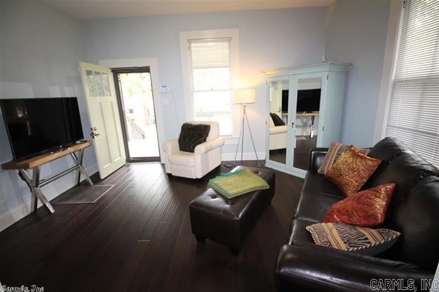 Hill Crest - Residential Lease