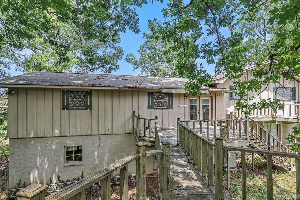 BRADY WOOD - Residential