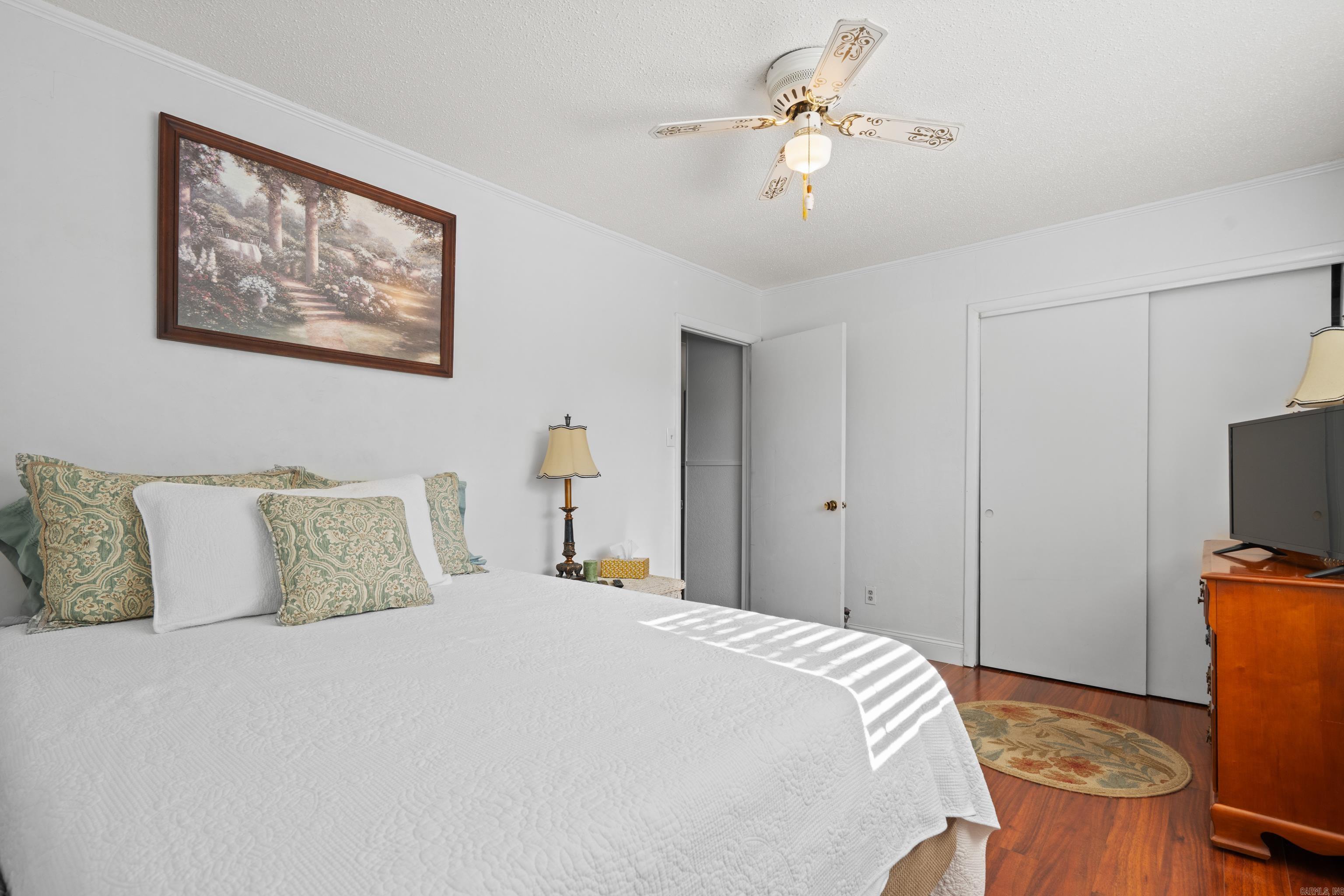 SUNSET ACRES - IN - Residential