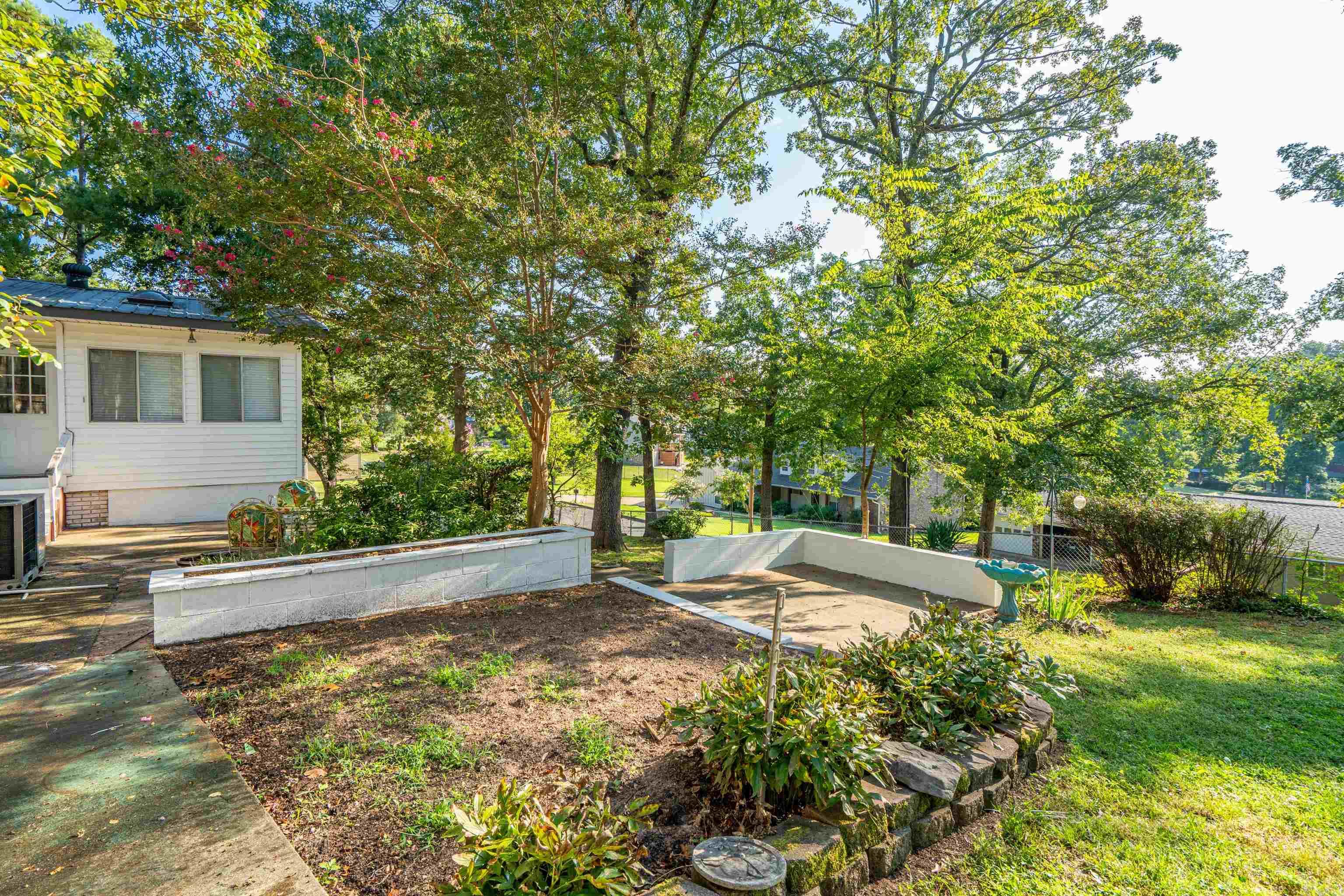 SUNSET ACRES - IN - Residential