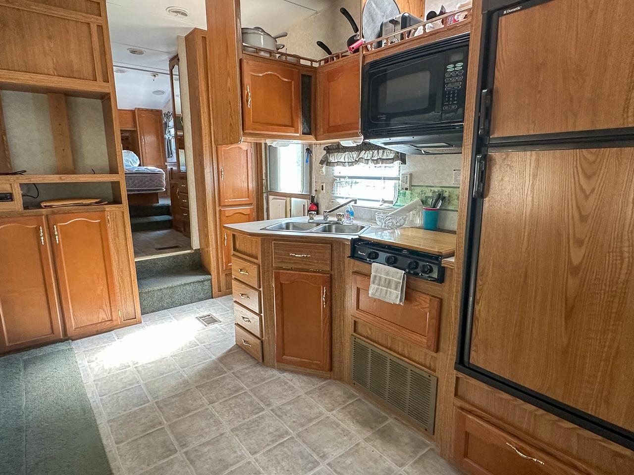 White Horse Mountain - Land