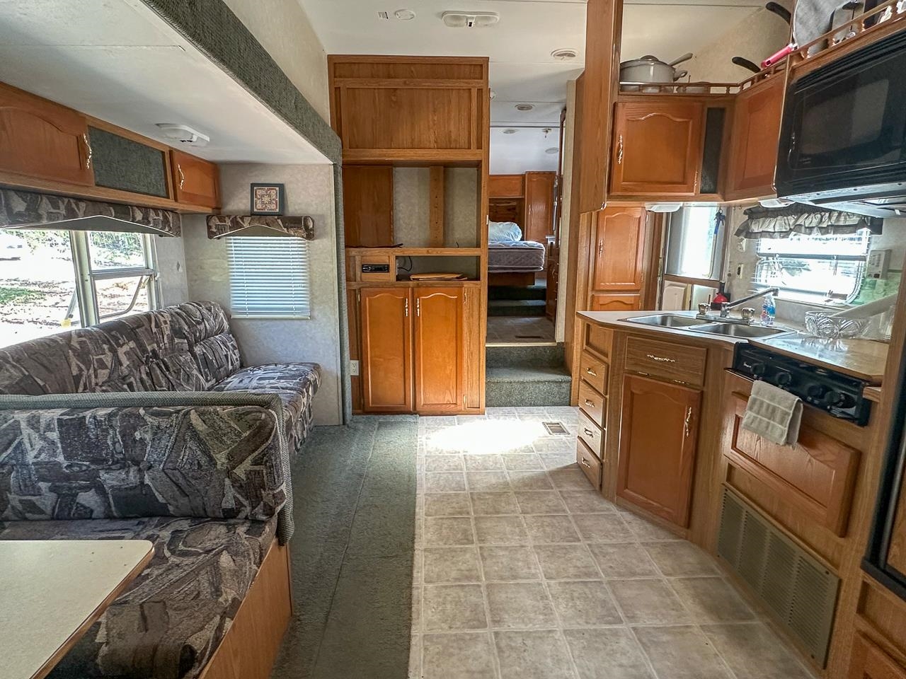 White Horse Mountain - Land