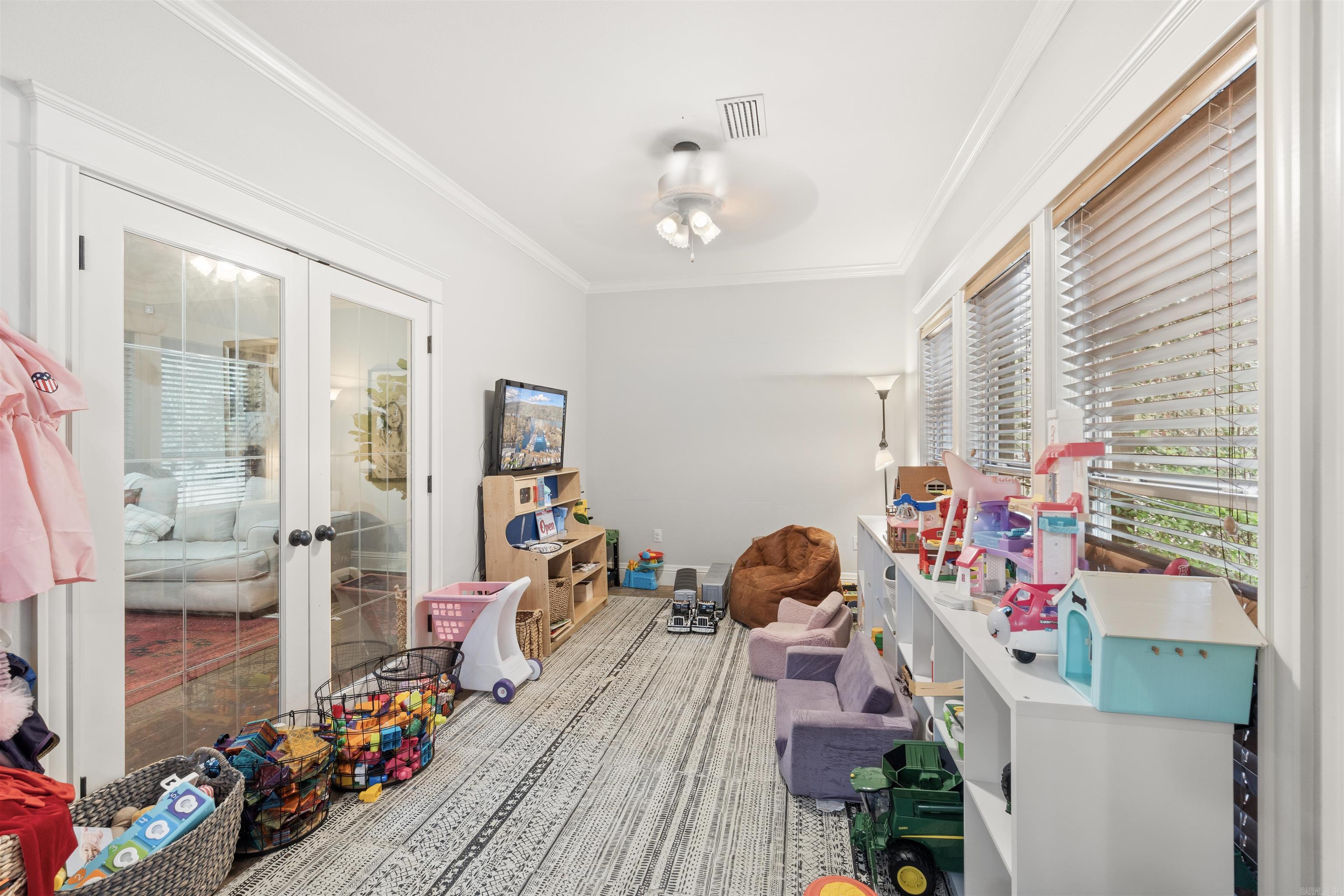 CANTERBURY PLACE - Residential