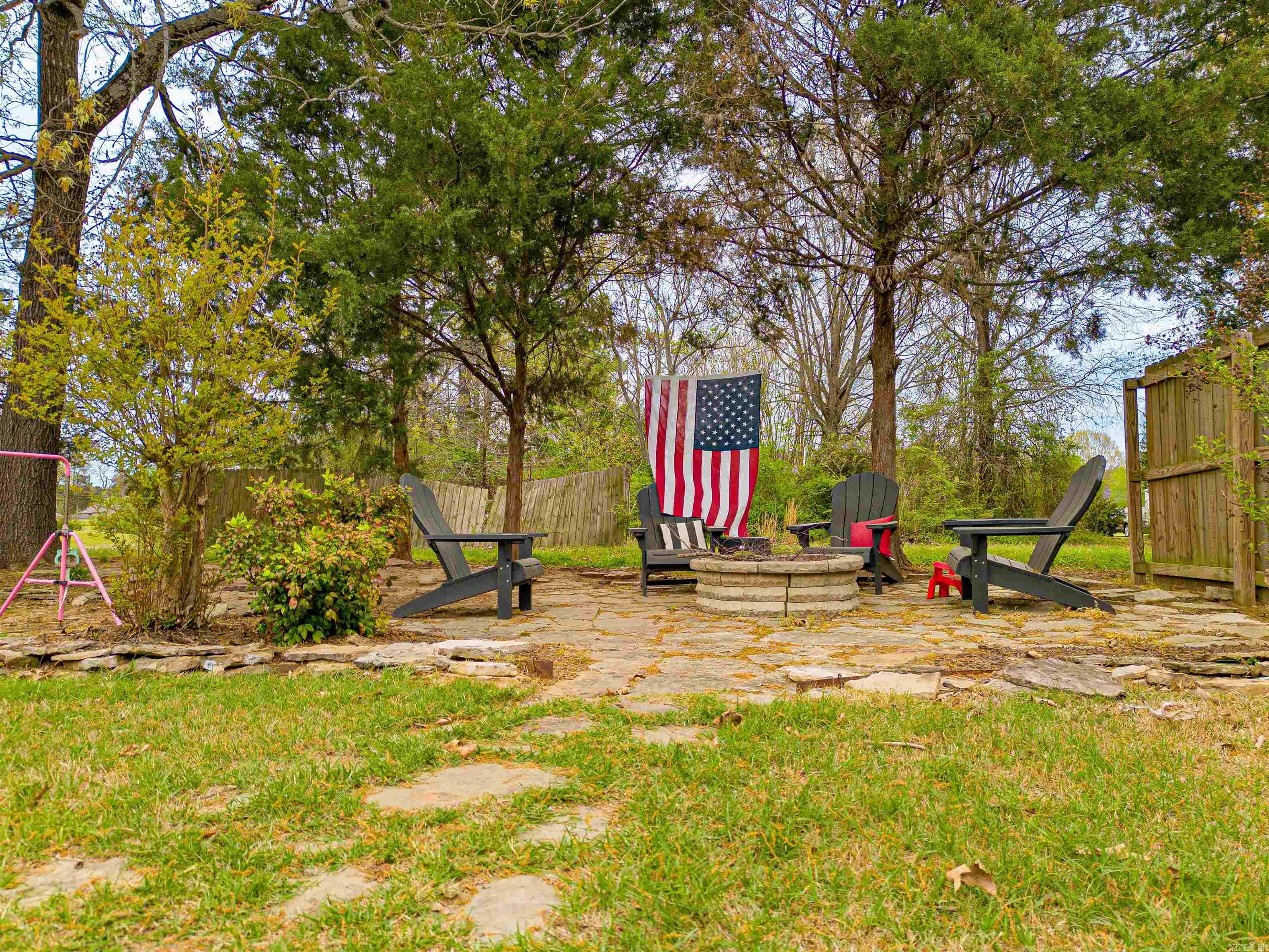 CANTERBURY PLACE - Residential