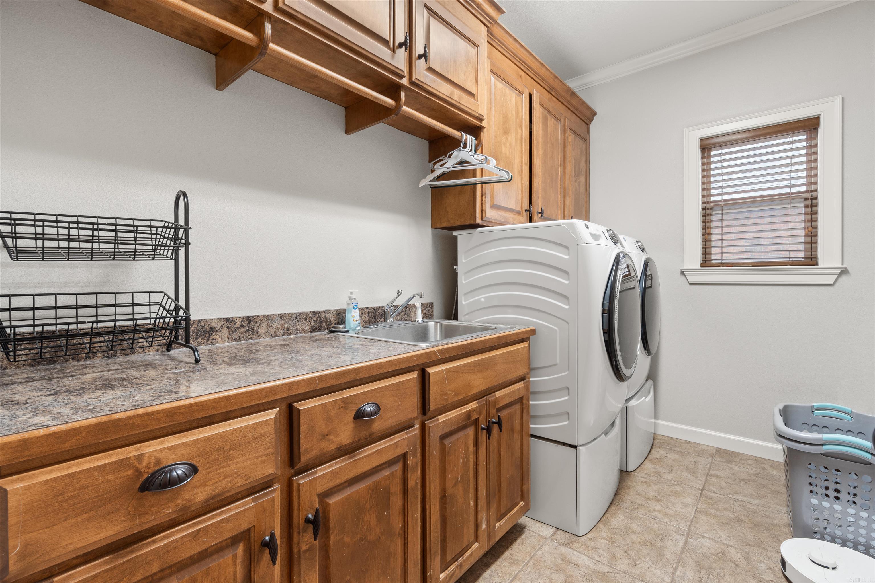 CANTERBURY PLACE - Residential