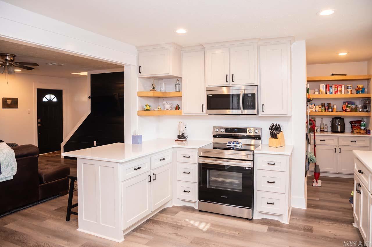 CONWAY MANOR - Residential