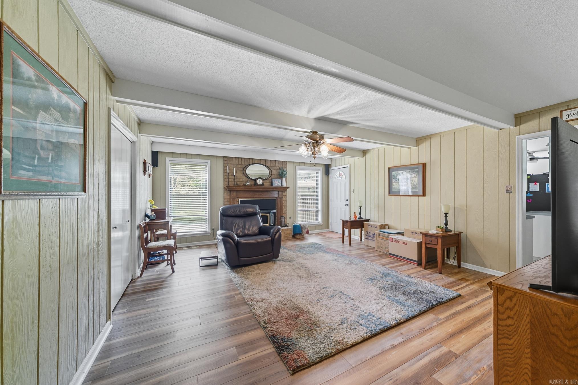 FOXWOOD J - Residential