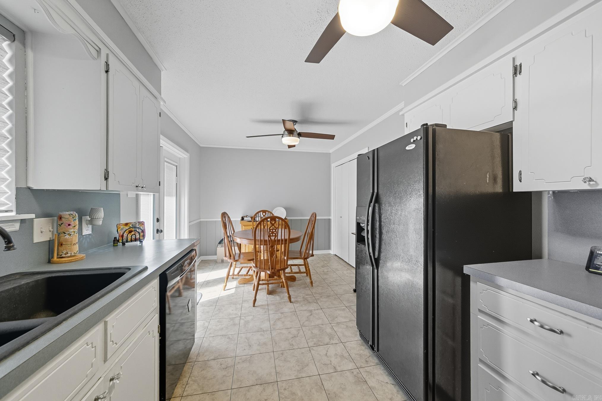 FOXWOOD J - Residential