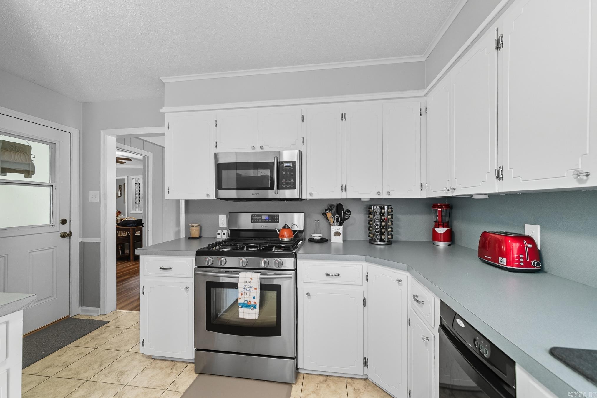 FOXWOOD J - Residential
