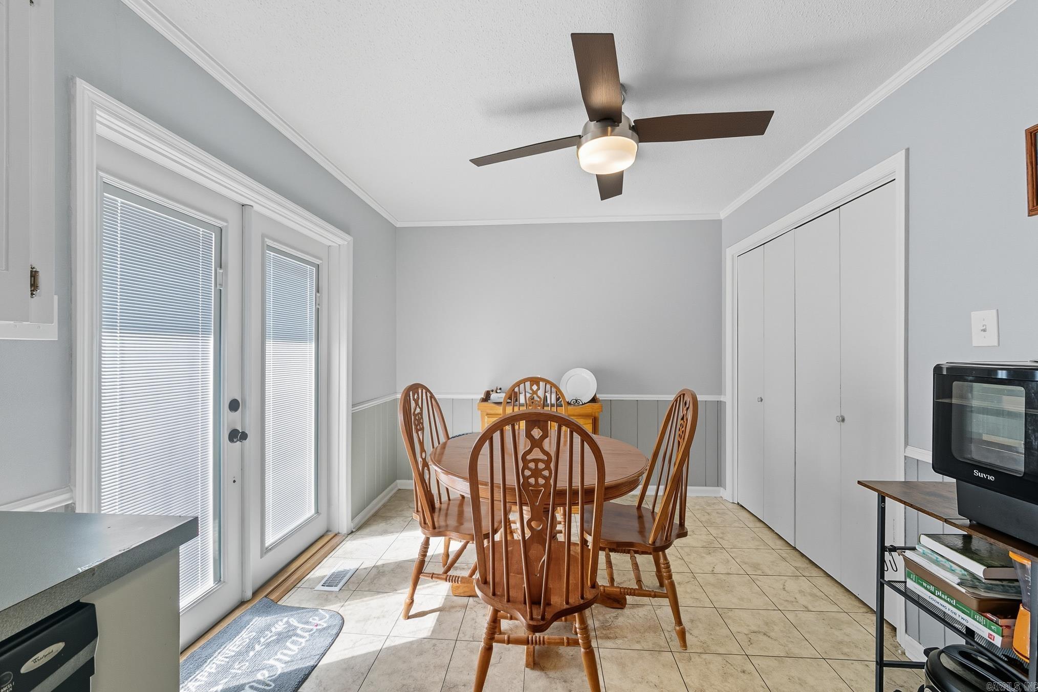 FOXWOOD J - Residential