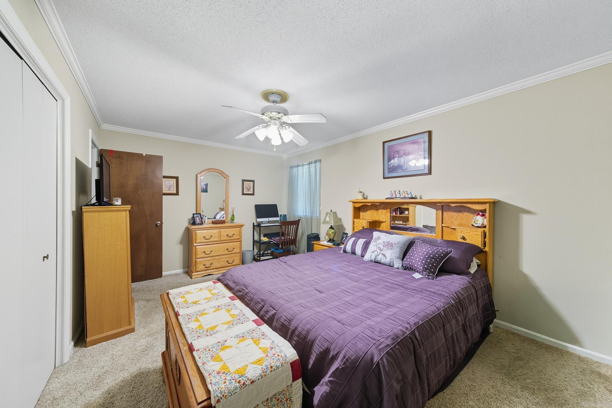 FOXWOOD J - Residential