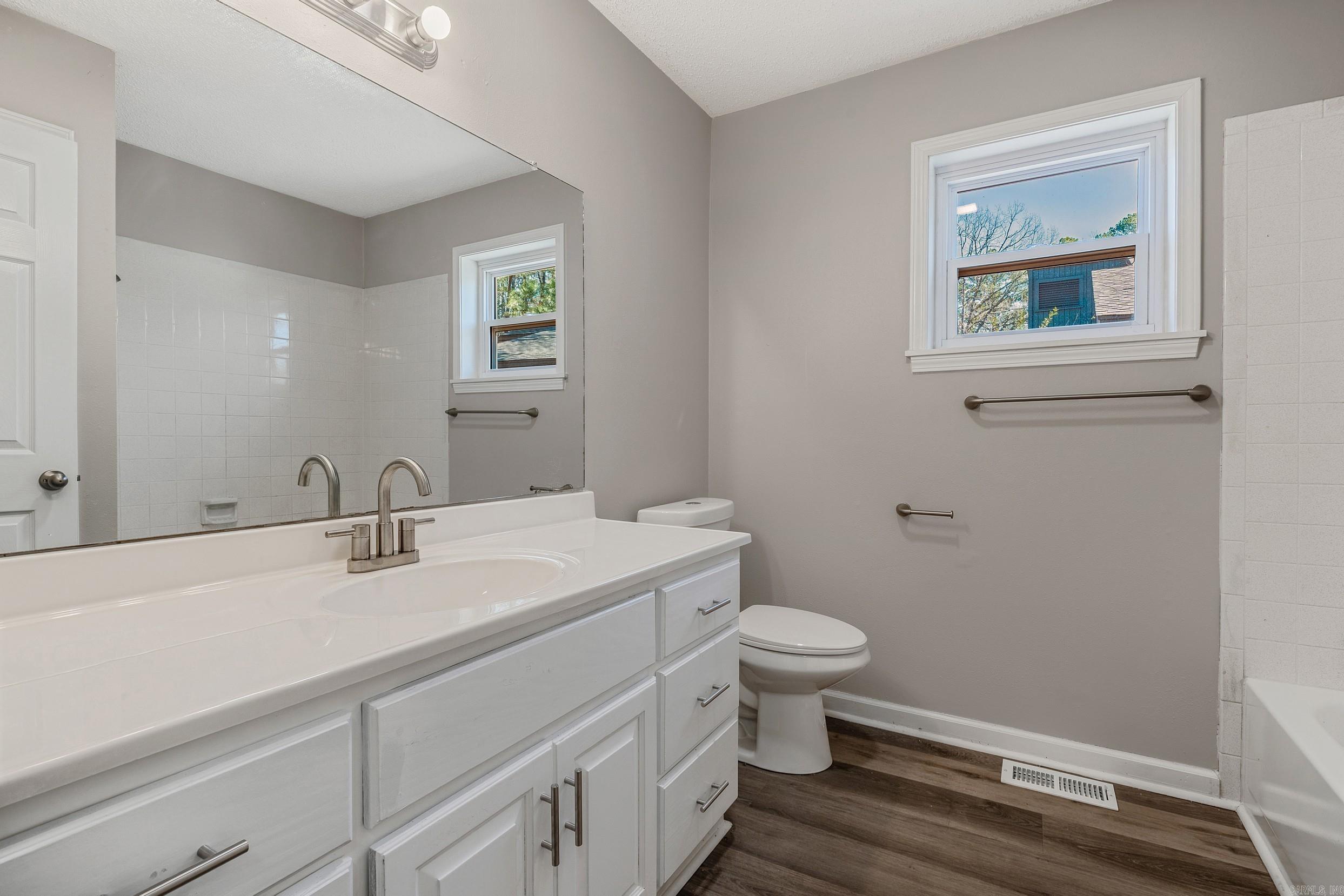 SHADOW RIDGE VILLAS - Residential