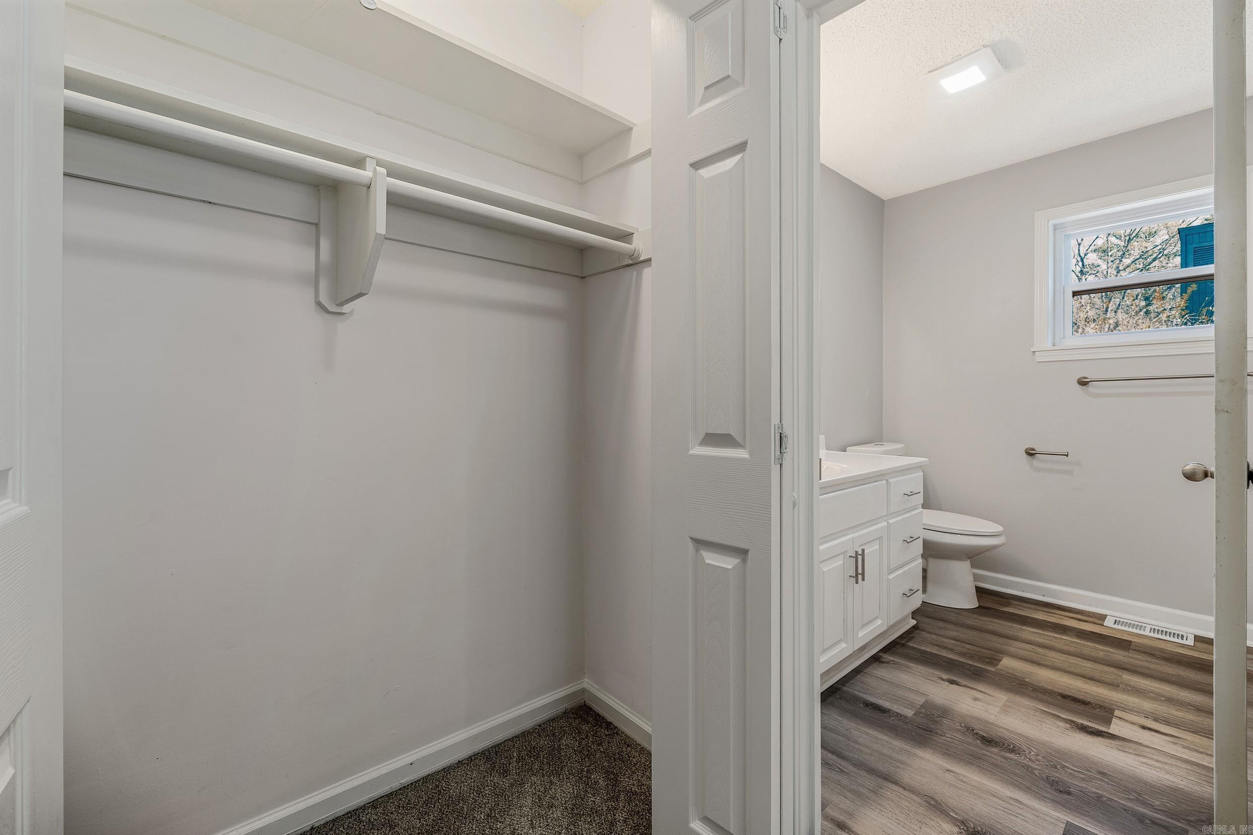 SHADOW RIDGE VILLAS - Residential
