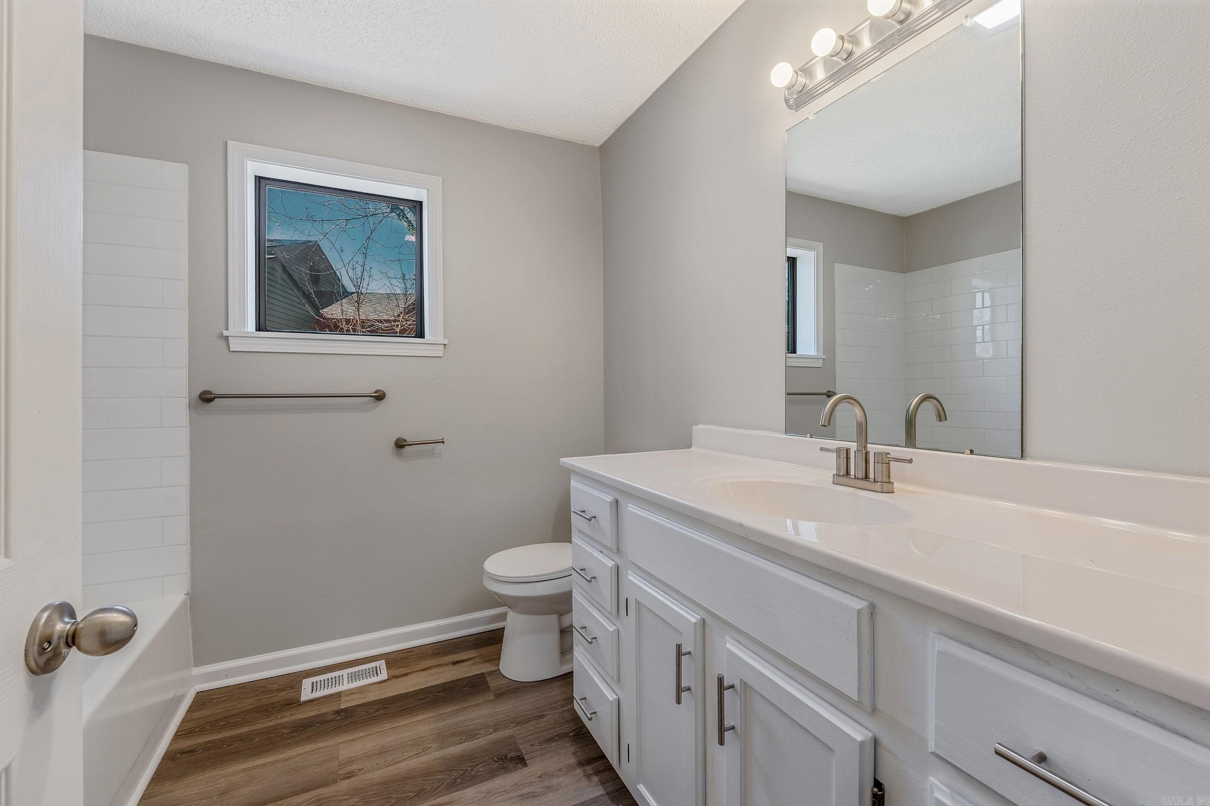 SHADOW RIDGE VILLAS - Residential
