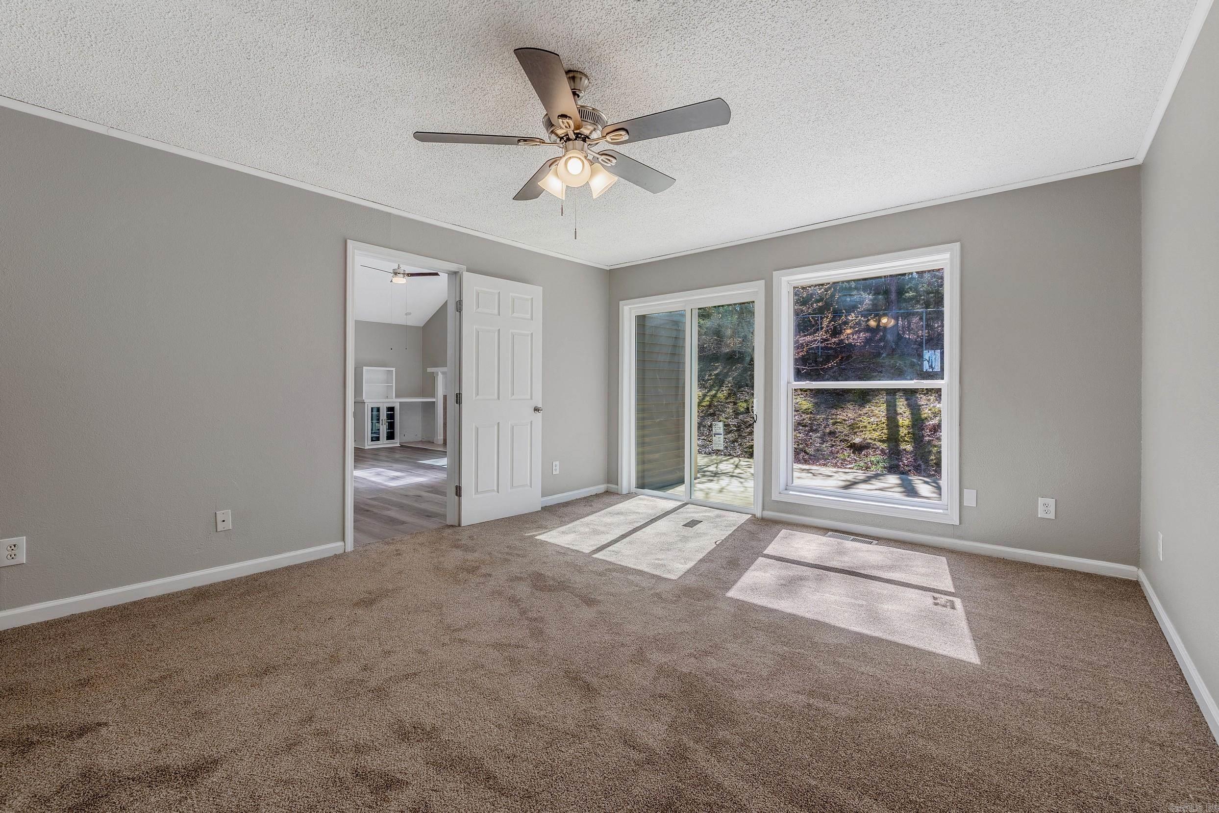 SHADOW RIDGE VILLAS - Residential