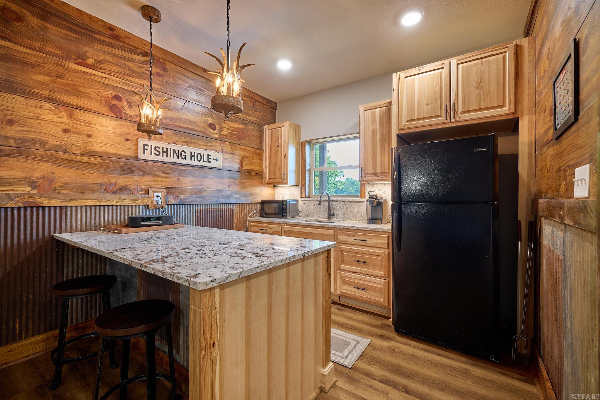 LAKE NORRELL ESTATES - Residential