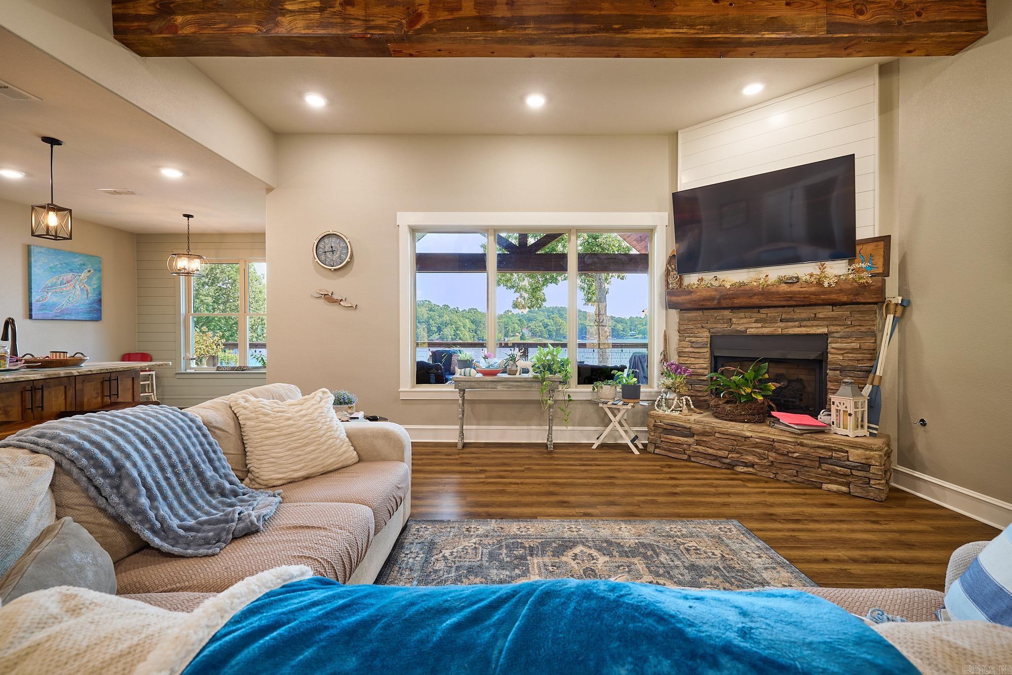 LAKE NORRELL ESTATES - Residential