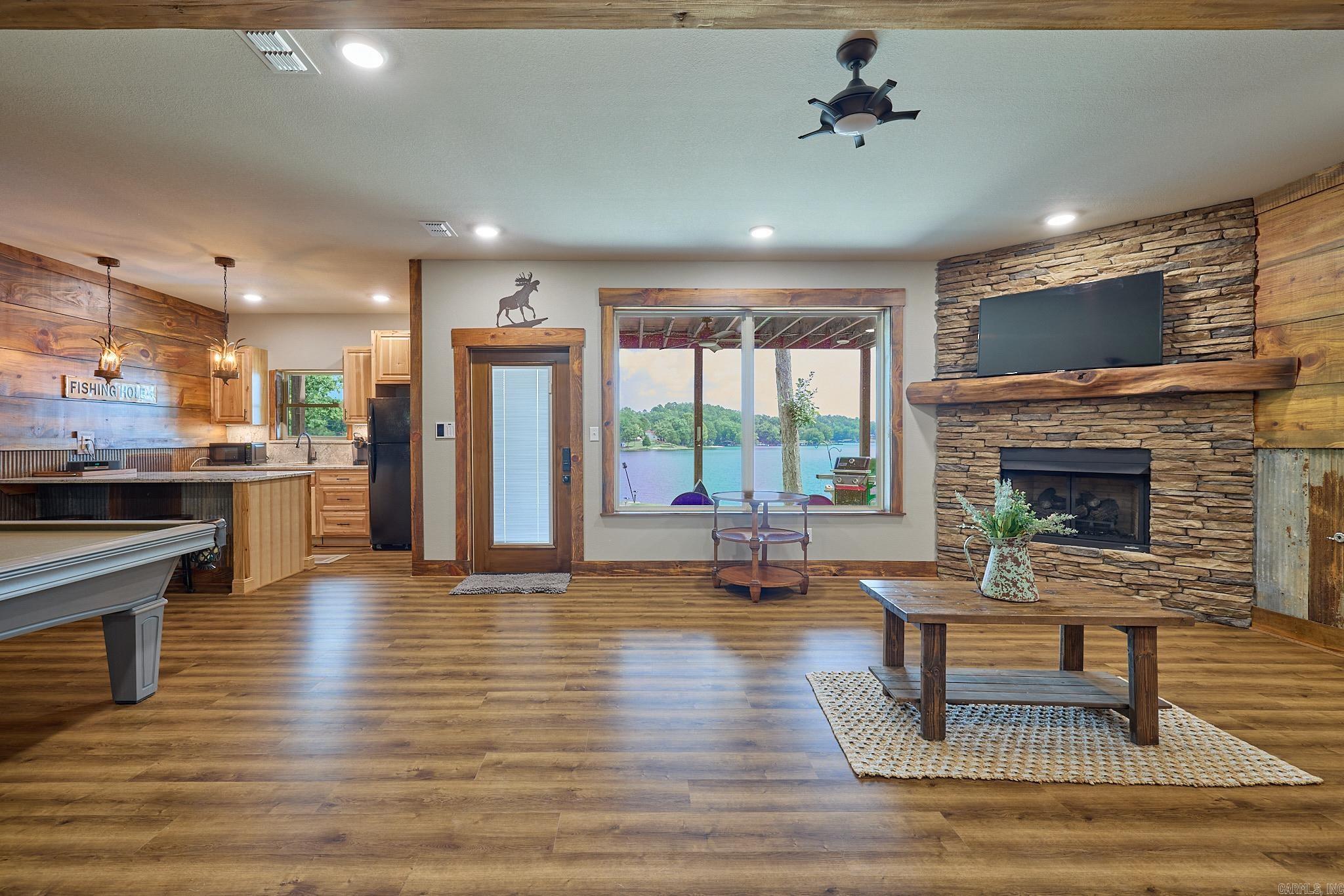 LAKE NORRELL ESTATES - Residential