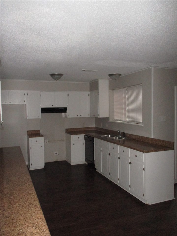 Random Oaks - Residential Lease