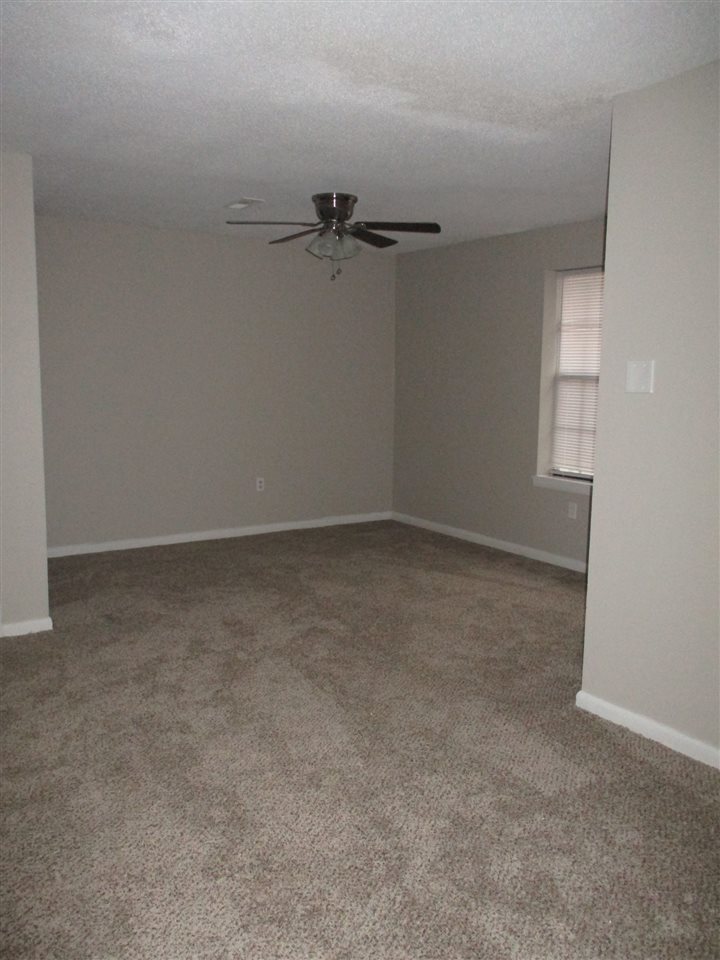 Random Oaks - Residential Lease