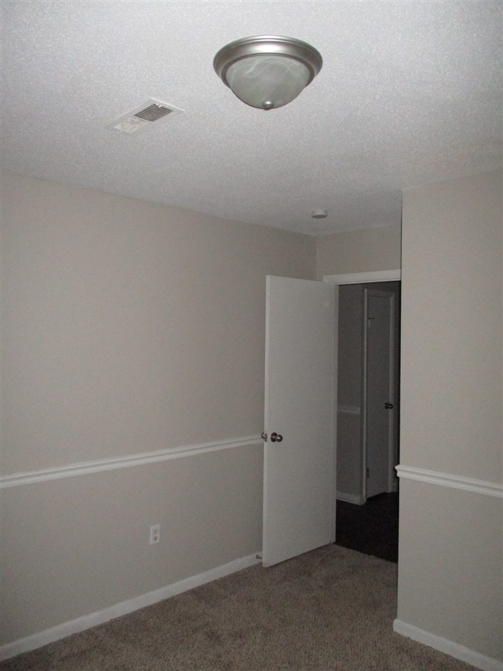 Random Oaks - Residential Lease