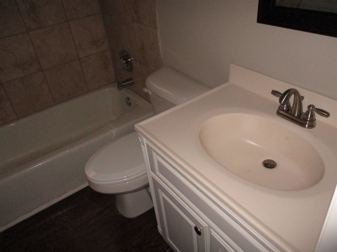 Random Oaks - Residential Lease