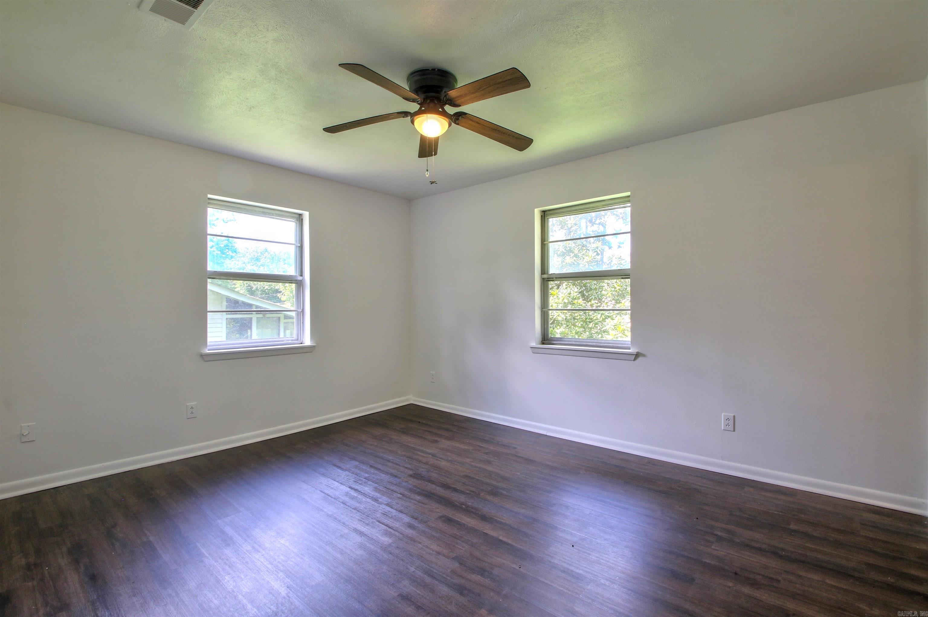 ARBOR OAKS - Residential