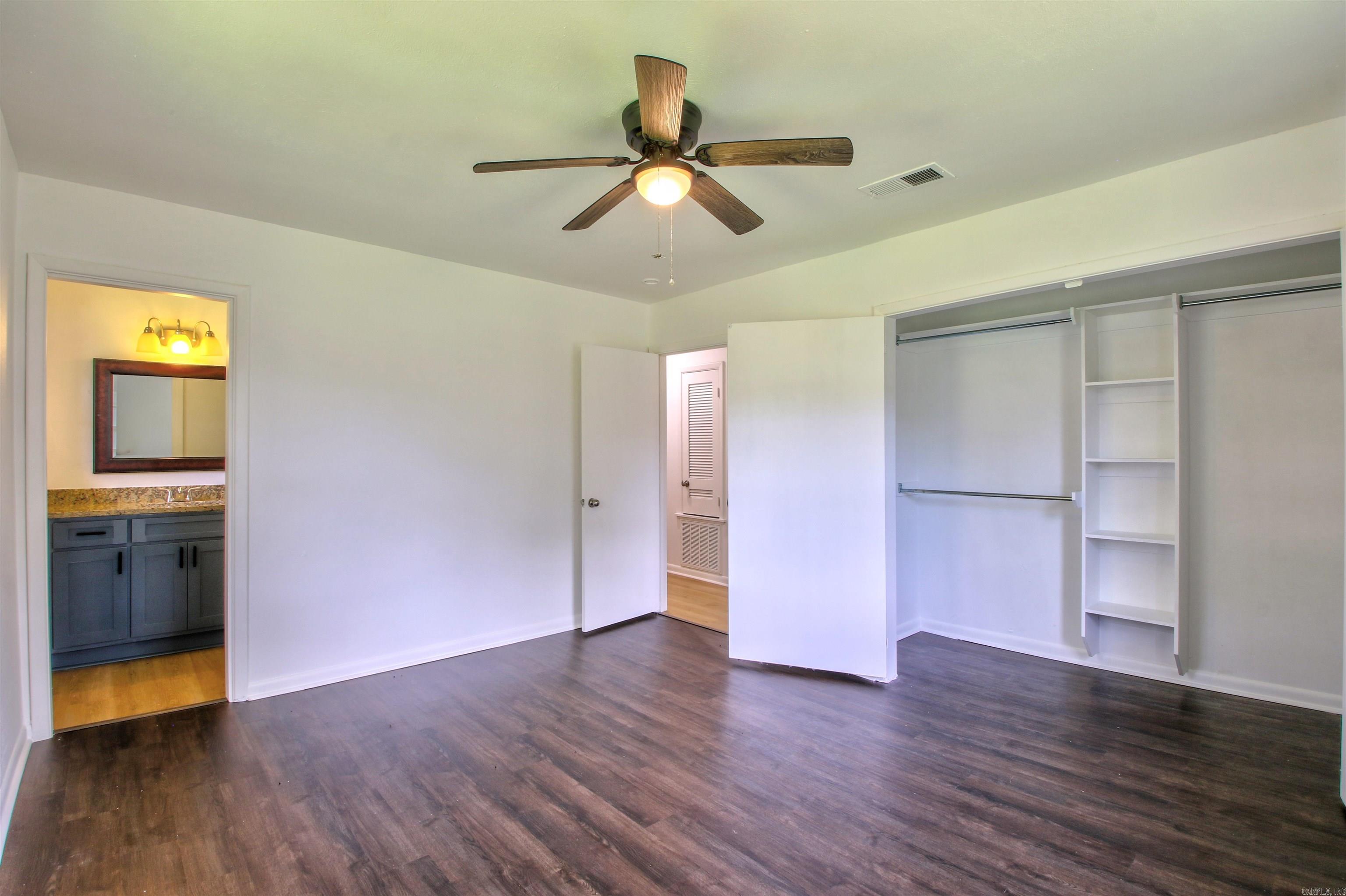 ARBOR OAKS - Residential