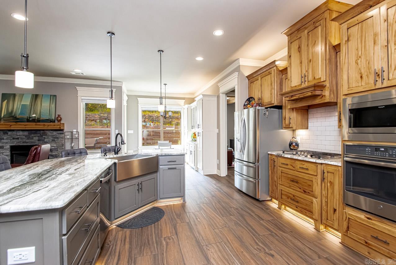 GREYSTONE - Residential