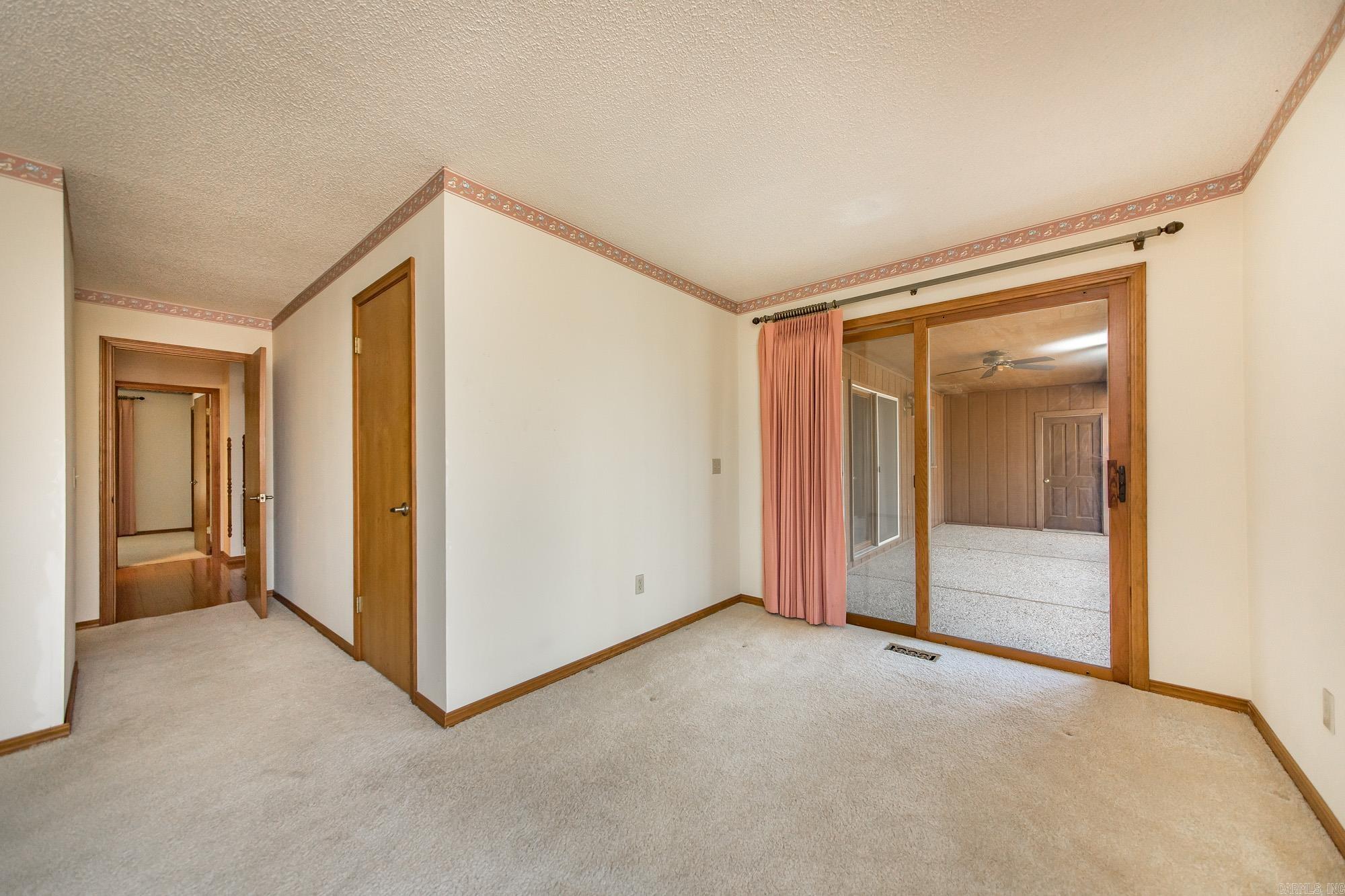 CASTLE RIDGE HEIGHTS - Residential