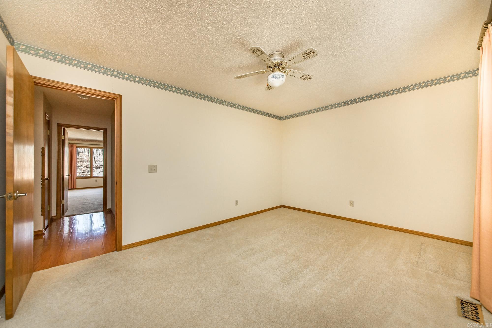 CASTLE RIDGE HEIGHTS - Residential