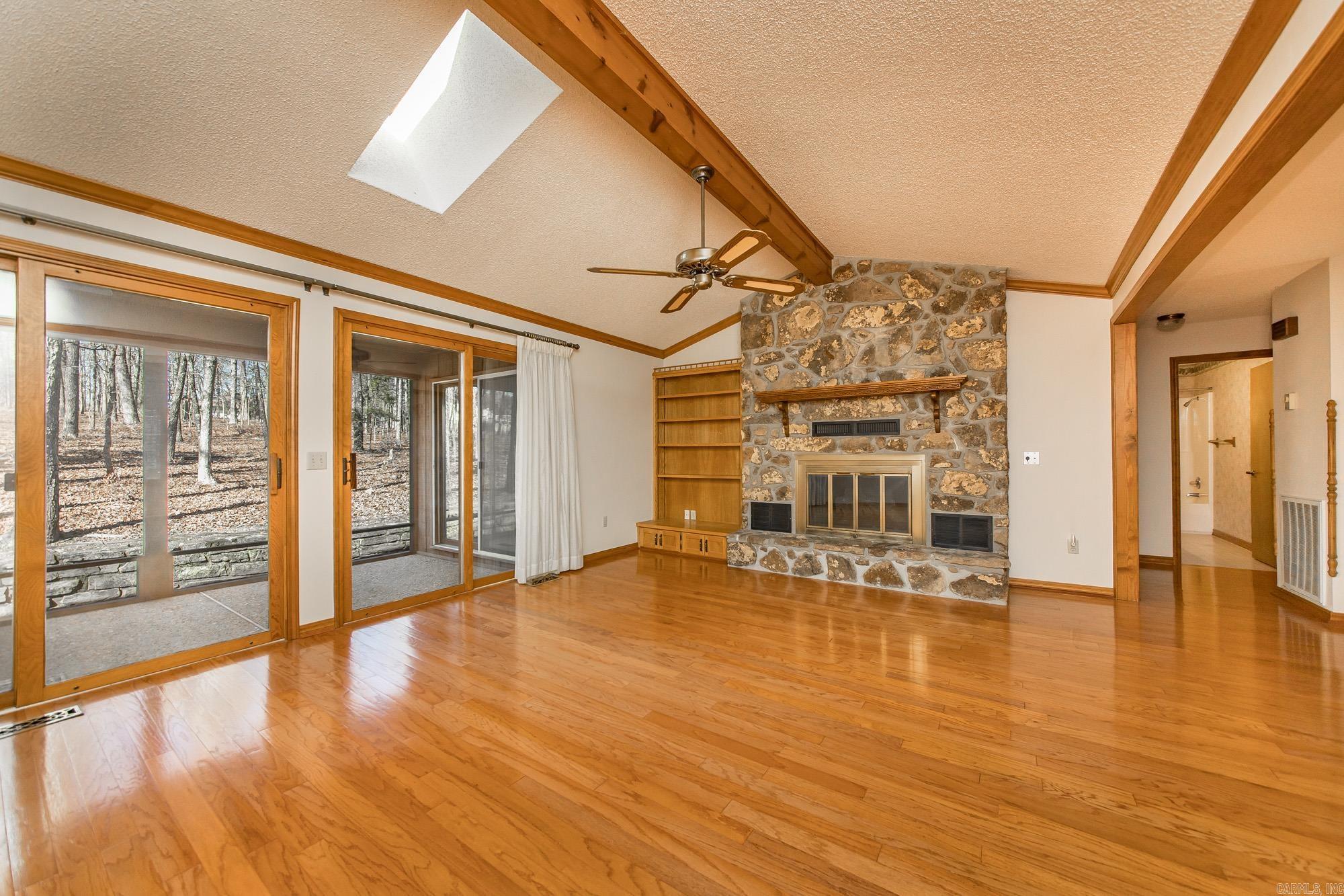 CASTLE RIDGE HEIGHTS - Residential