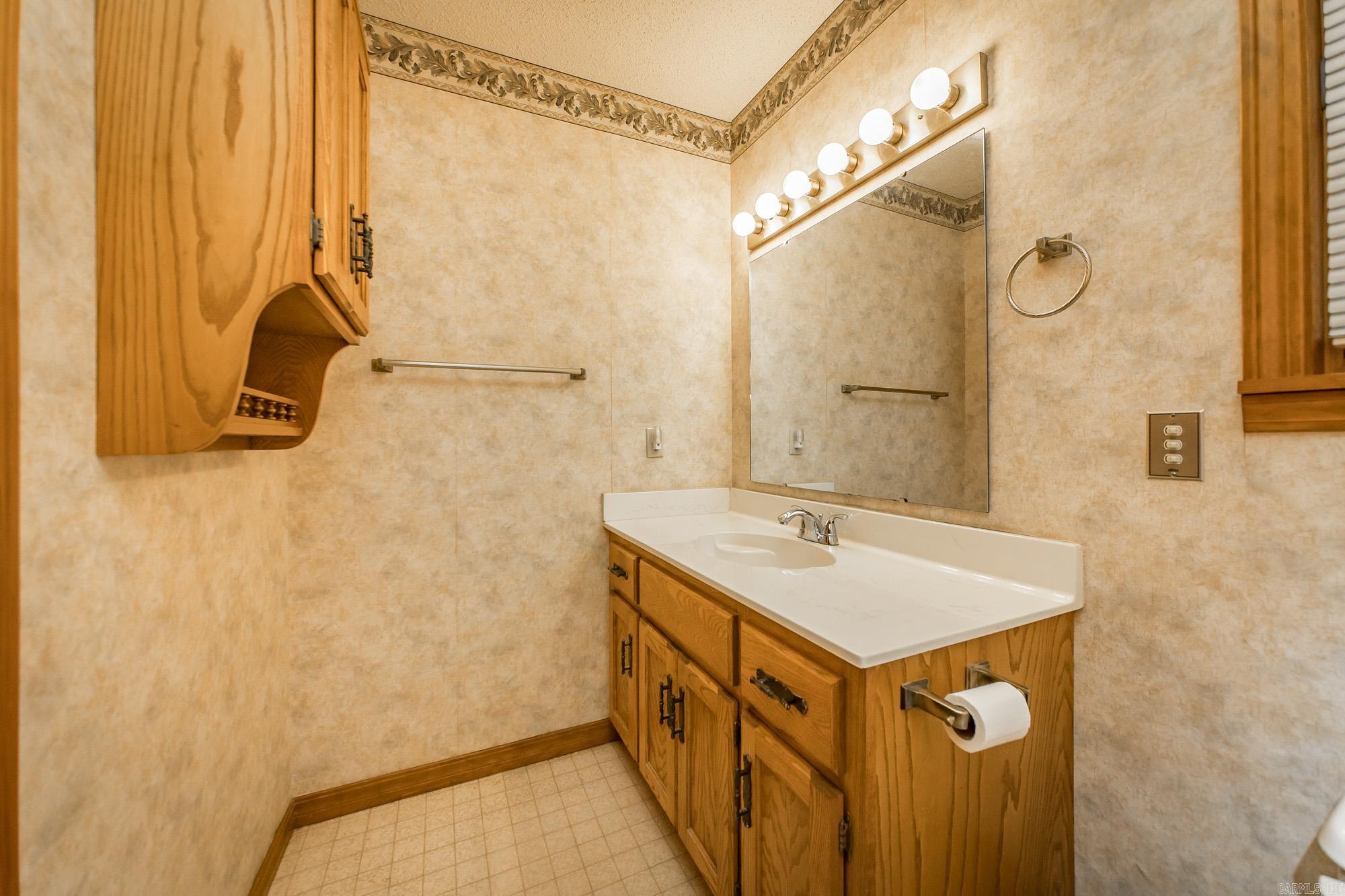 CASTLE RIDGE HEIGHTS - Residential