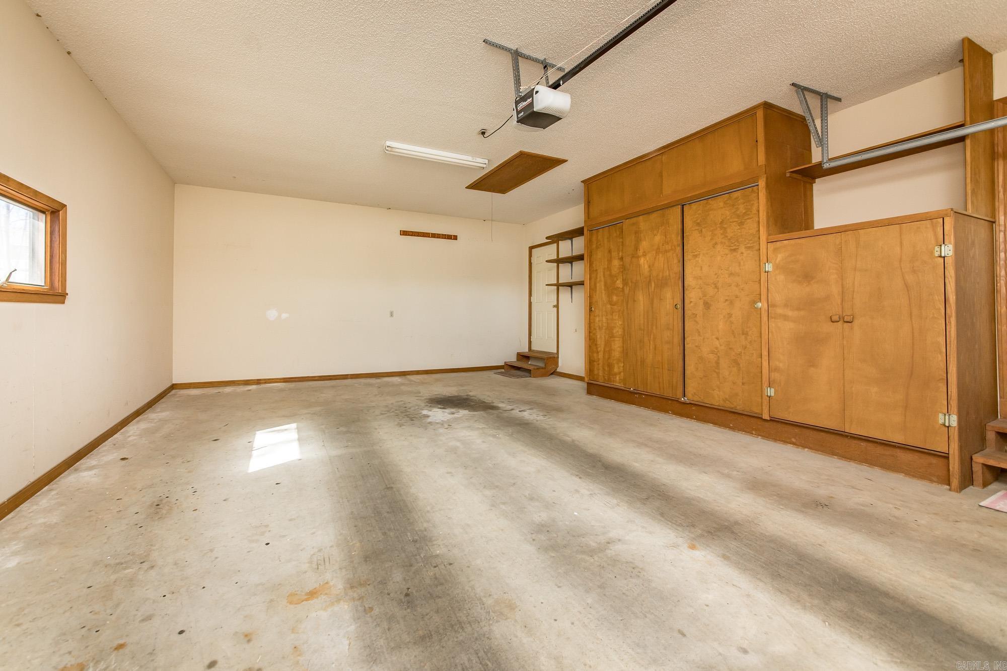 CASTLE RIDGE HEIGHTS - Residential