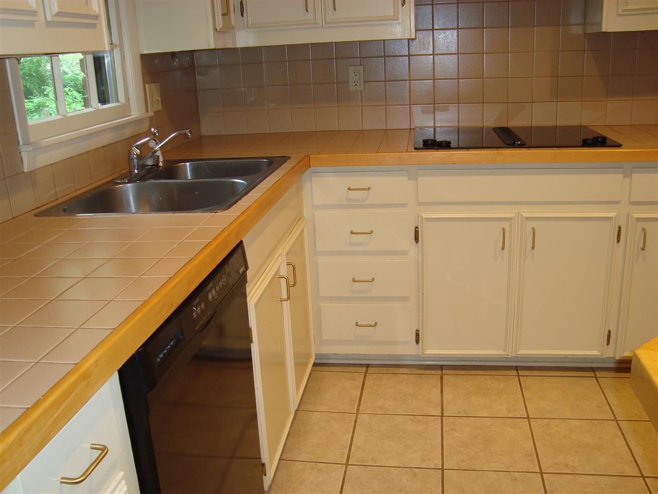 Leawood Heights - Residential