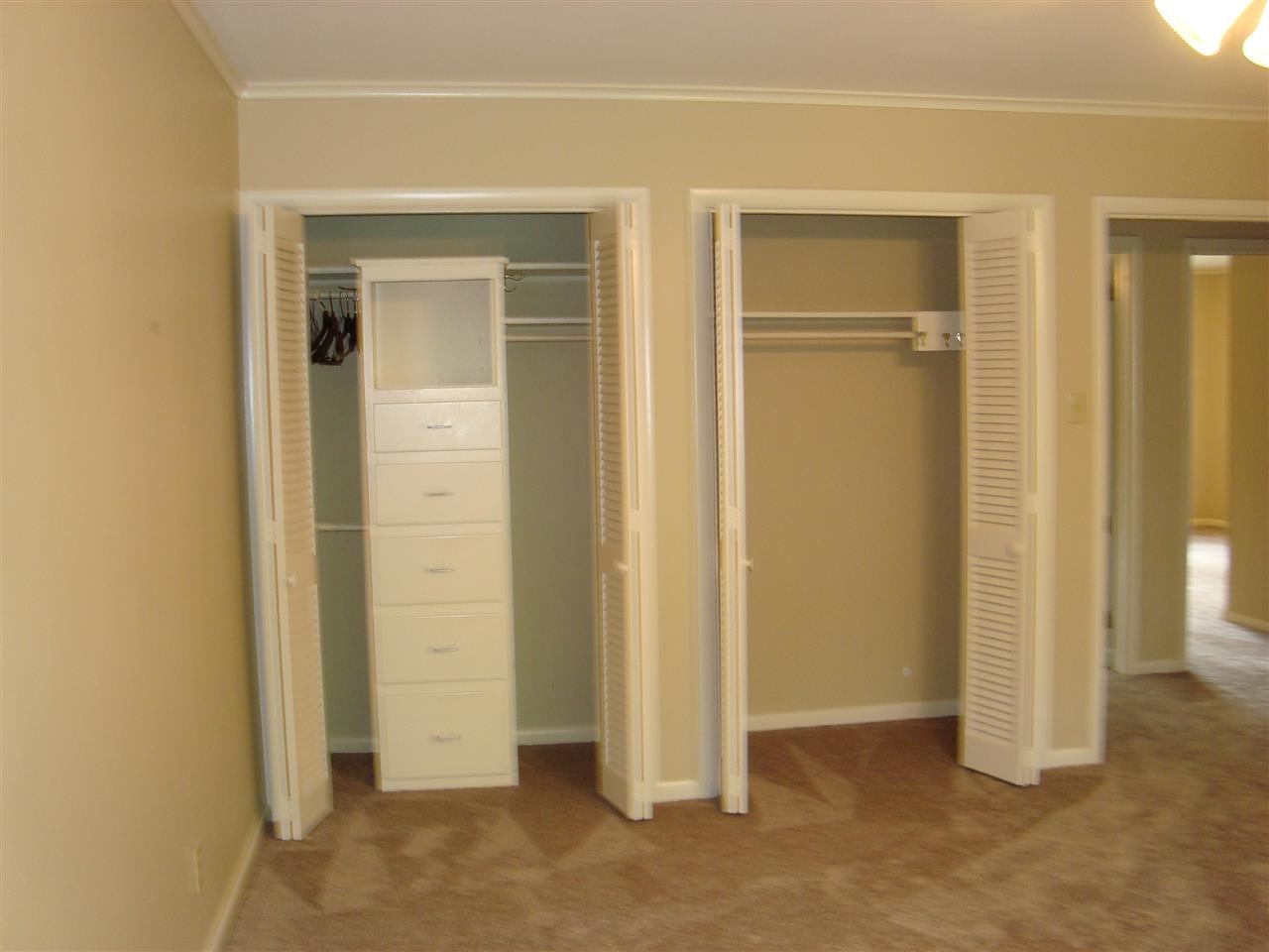 Leawood Heights - Residential