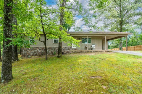 Photo of 104 Birdie Lane, Hot Springs, AR 71913 (MLS # 26024178)
