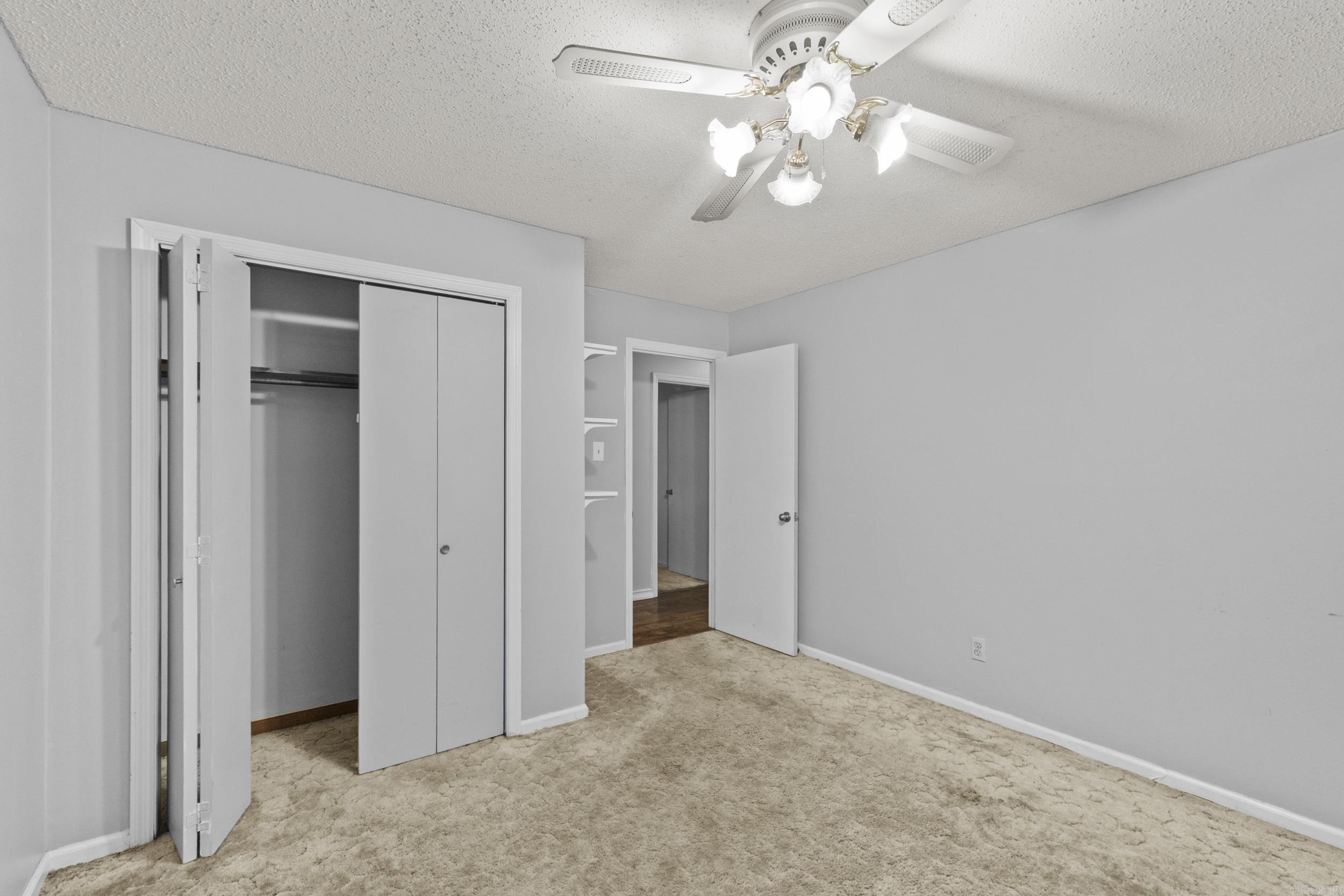 OAKBROOKE - Residential