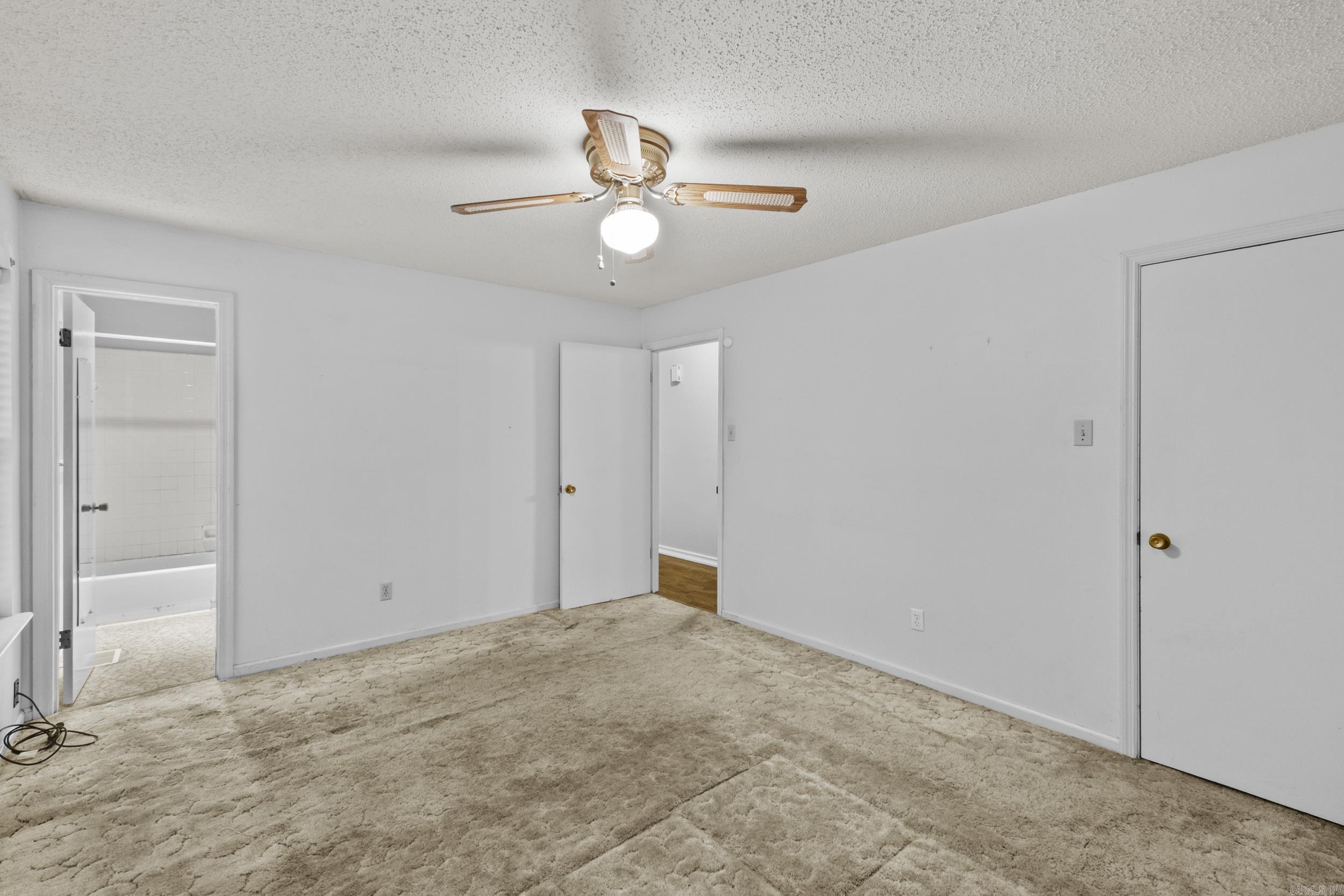 OAKBROOKE - Residential