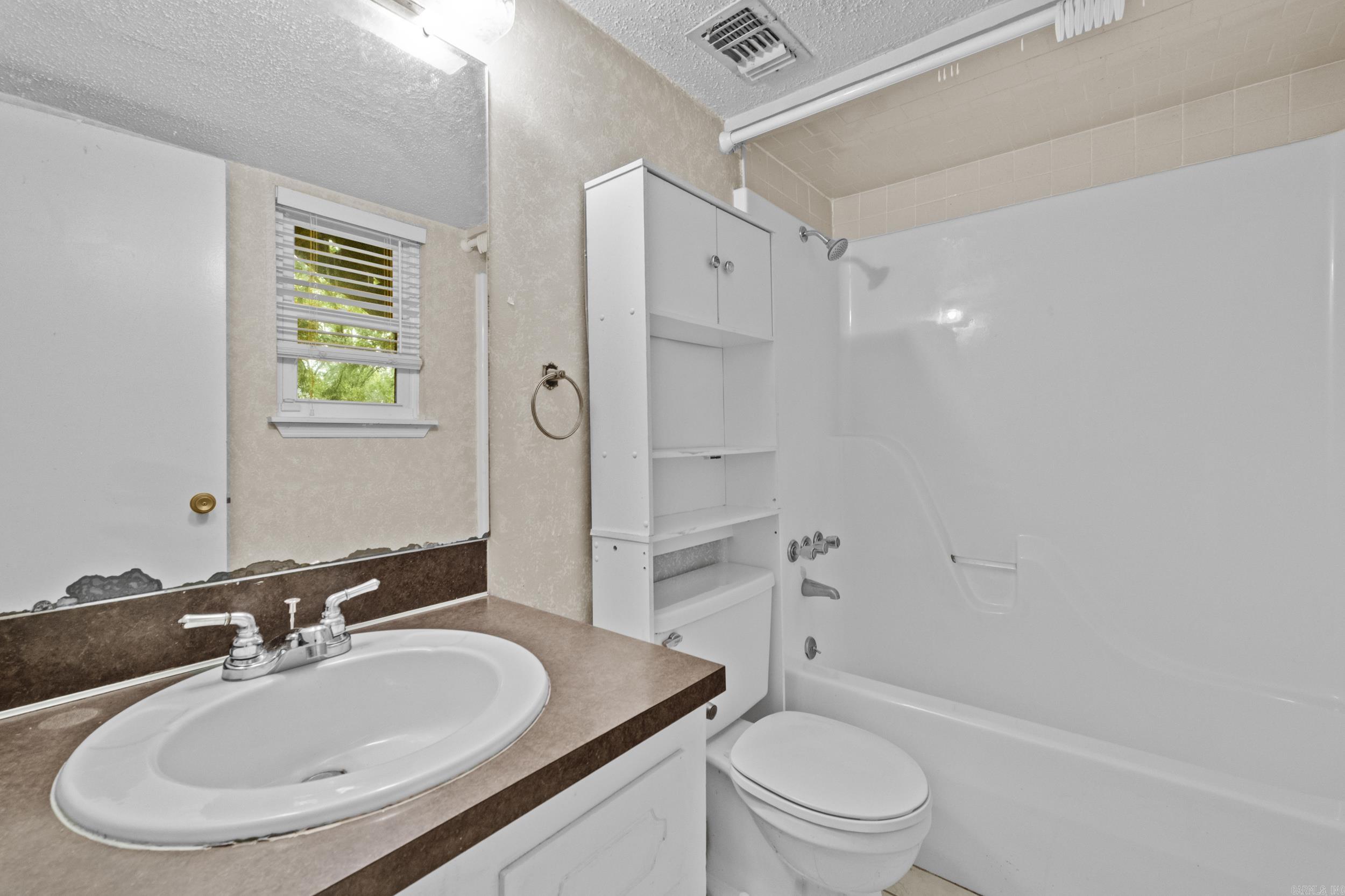OAKBROOKE - Residential