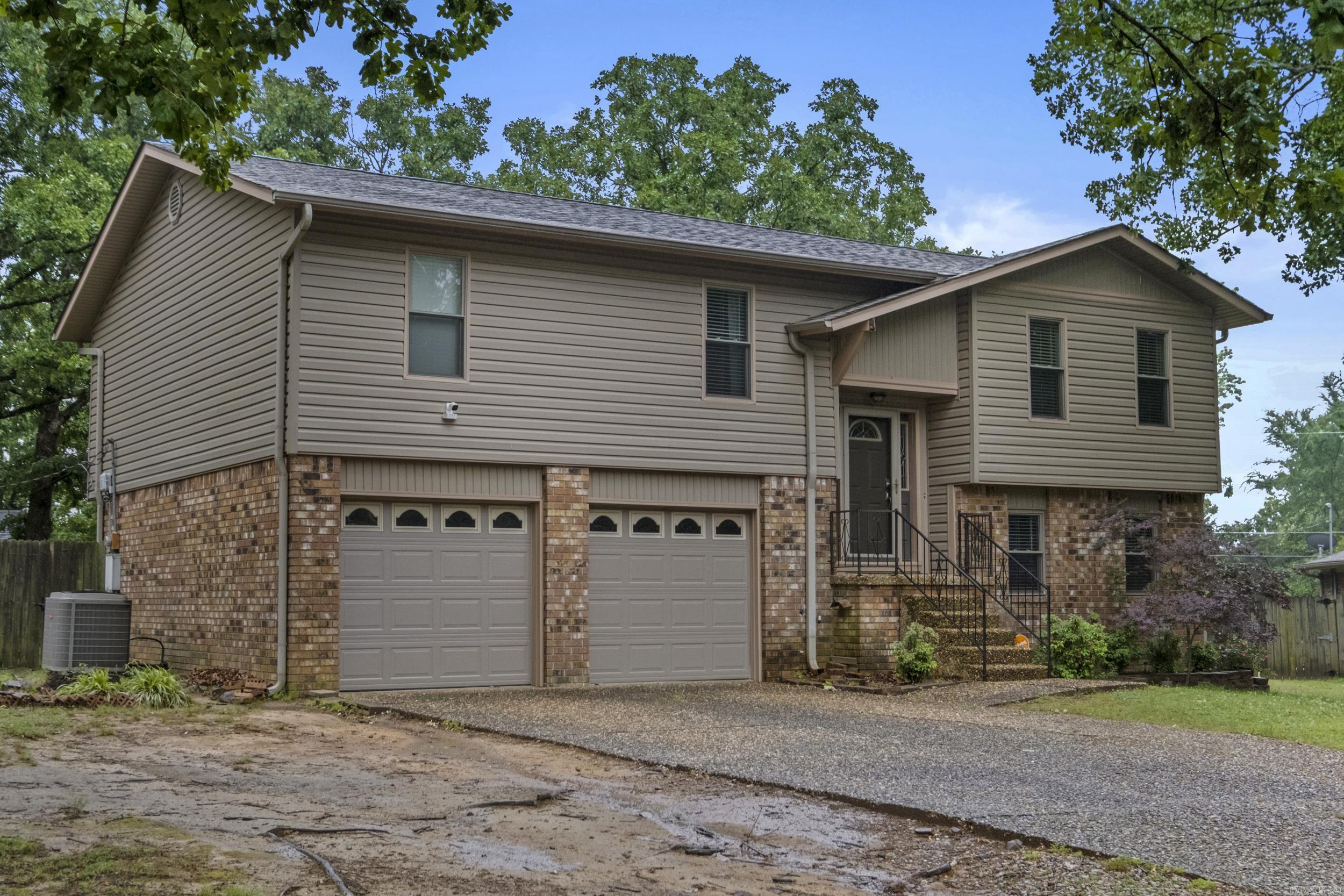 OAKBROOKE - Residential